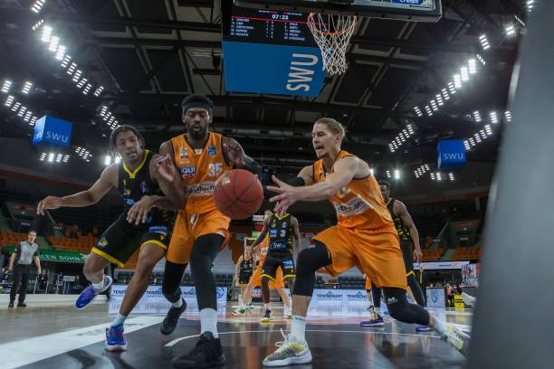 一阶段性难 一阶段性难