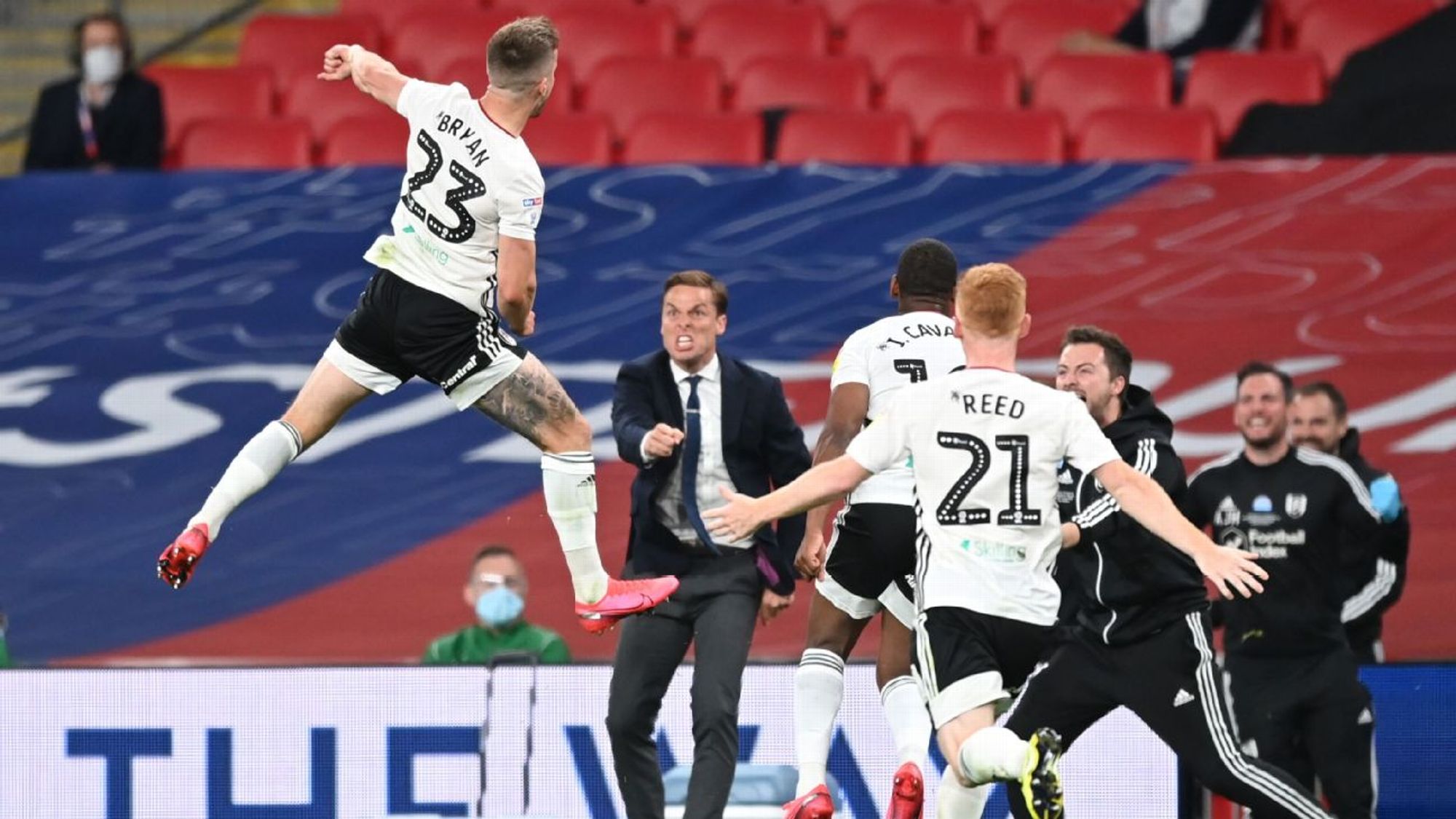 间形成了一 间形成了一